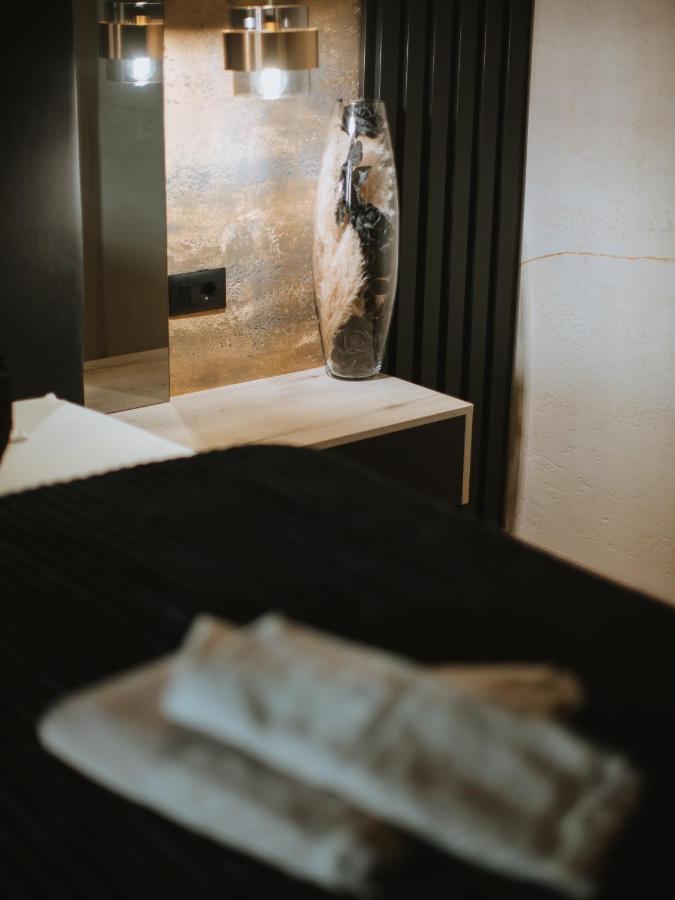 דירות ווקובאר Apartman Stari Toranj II מראה חיצוני תמונה